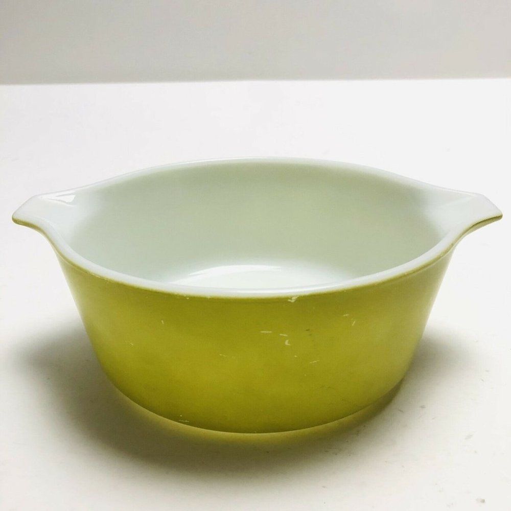 Pyrex 472 Casserole Dish 1 1/2 PT Solid Green Vtg
